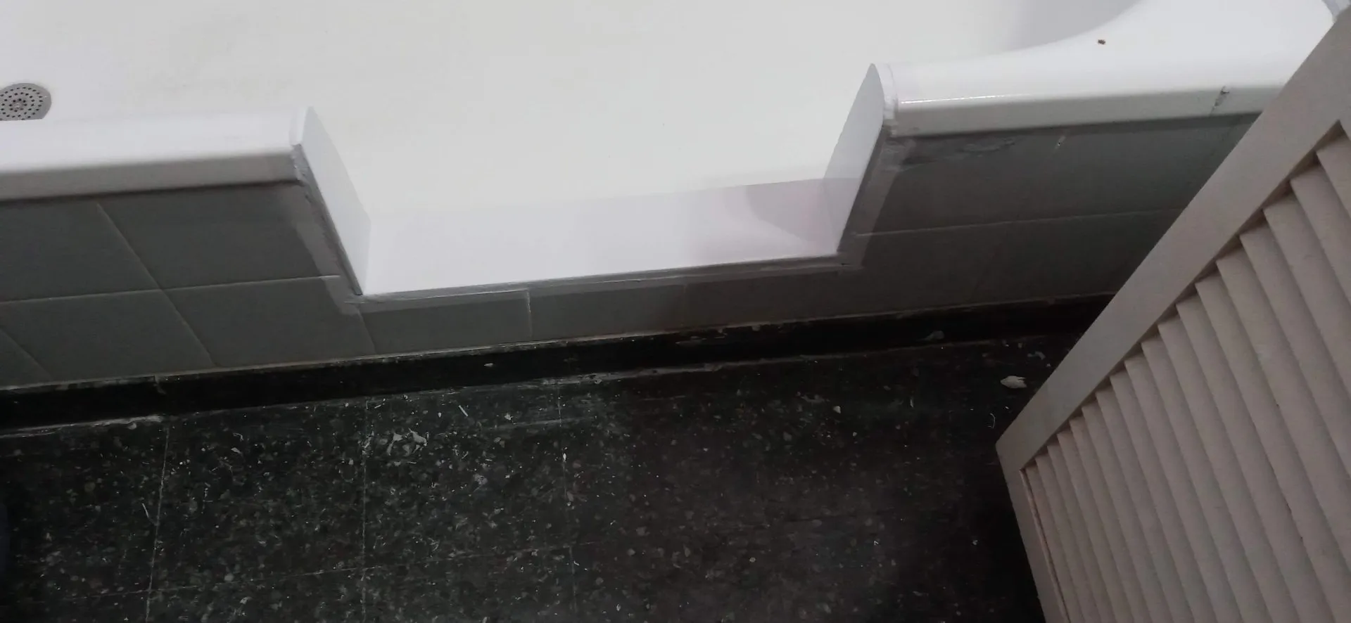 Corte de bañera - Detalle del acabado